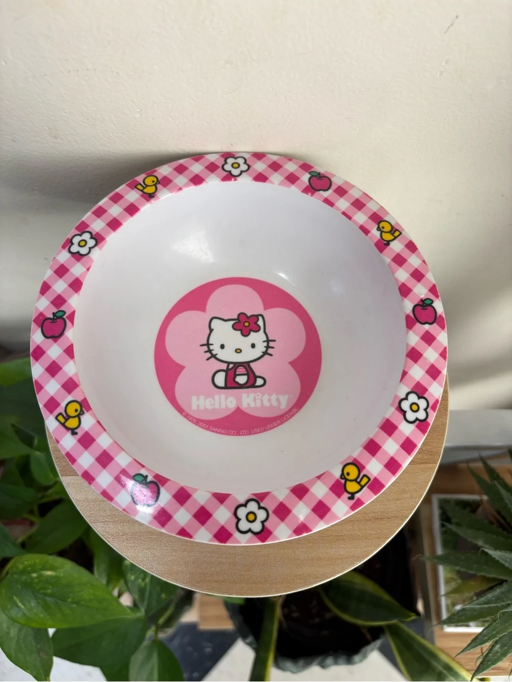 Vintage 2001 Hello Kitty Pink Checkered Kids Bowl